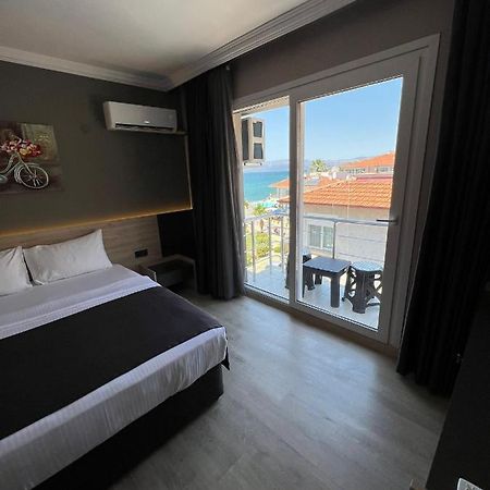 Grand Faik Hotel Cesme Bagian luar foto