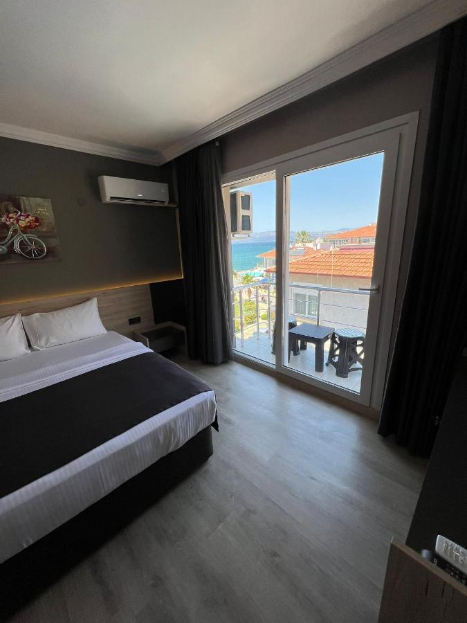 Grand Faik Hotel Cesme Bagian luar foto