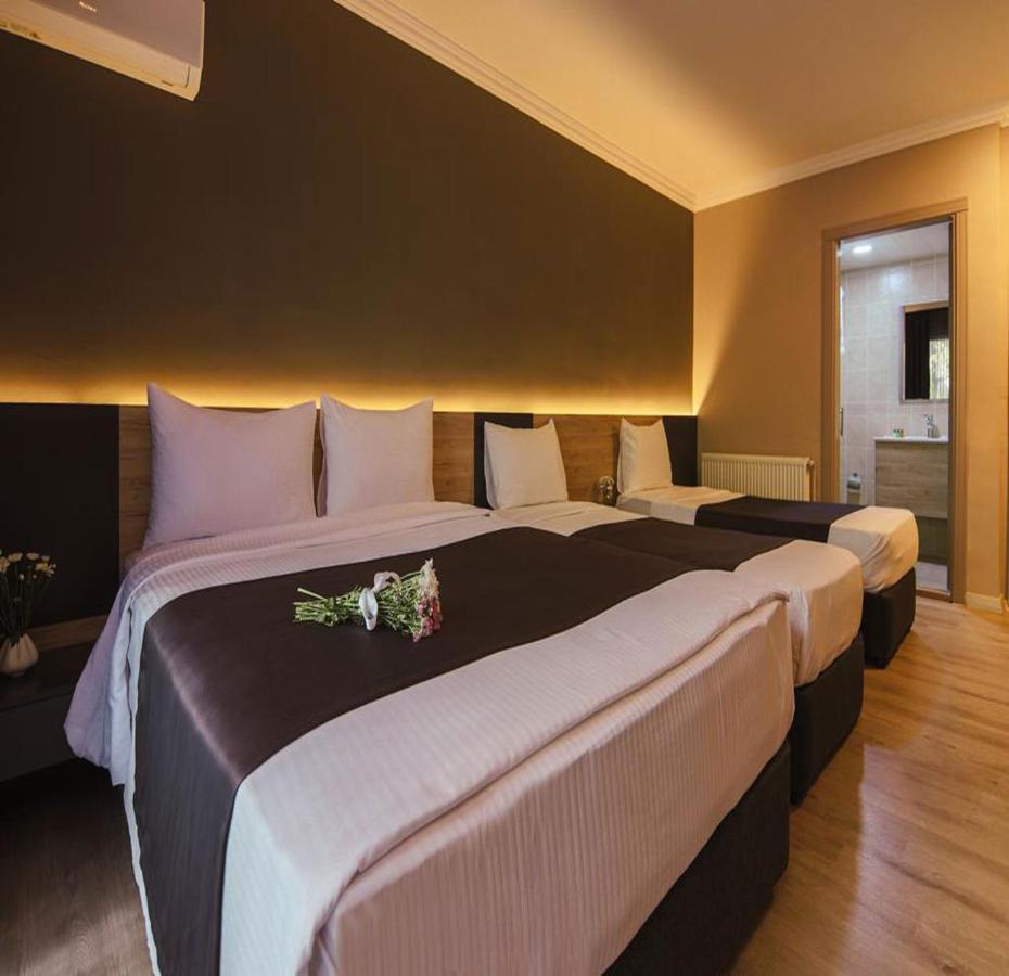 Grand Faik Hotel Cesme Bagian luar foto