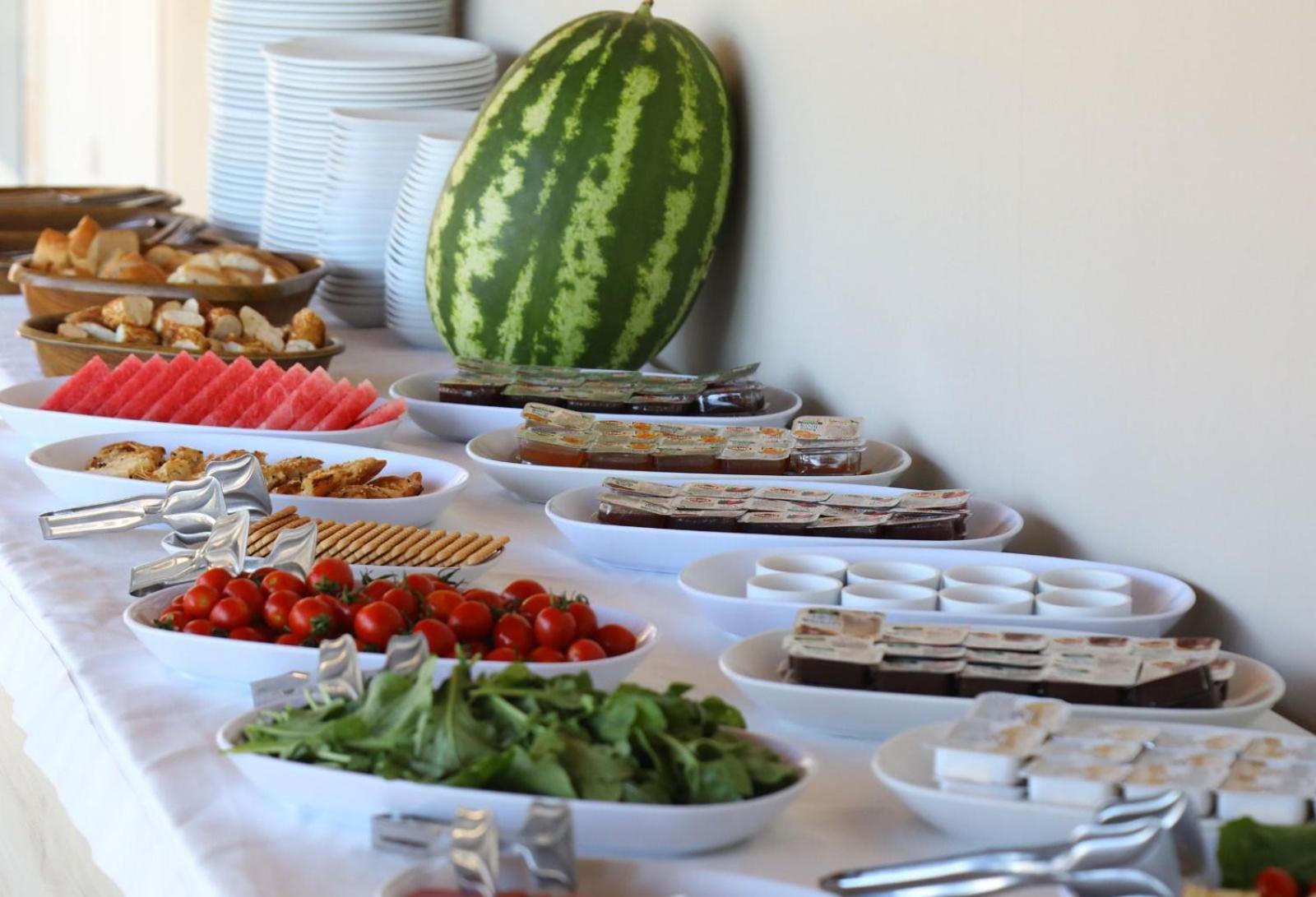 Grand Faik Hotel Cesme Bagian luar foto