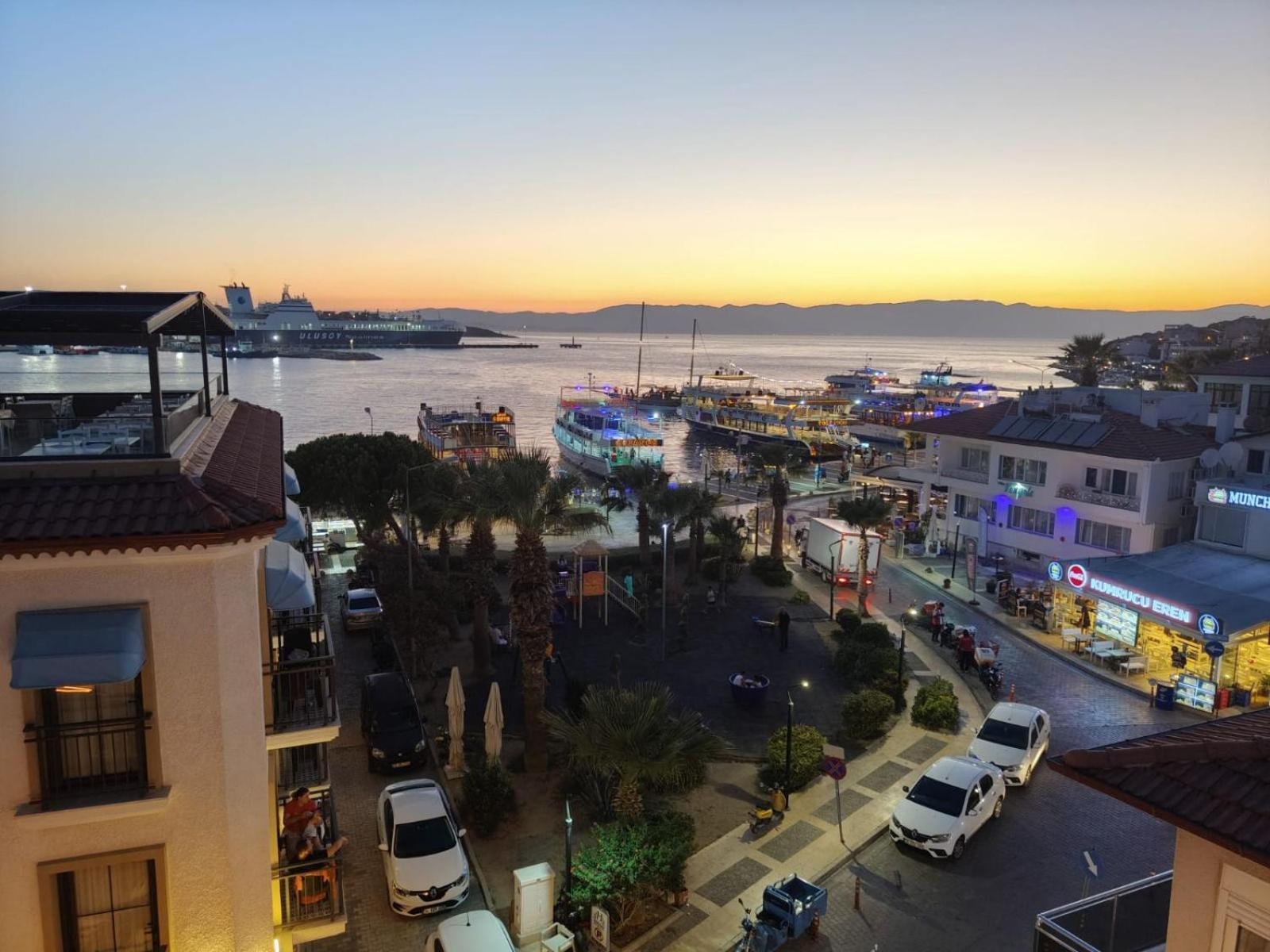 Grand Faik Hotel Cesme Bagian luar foto