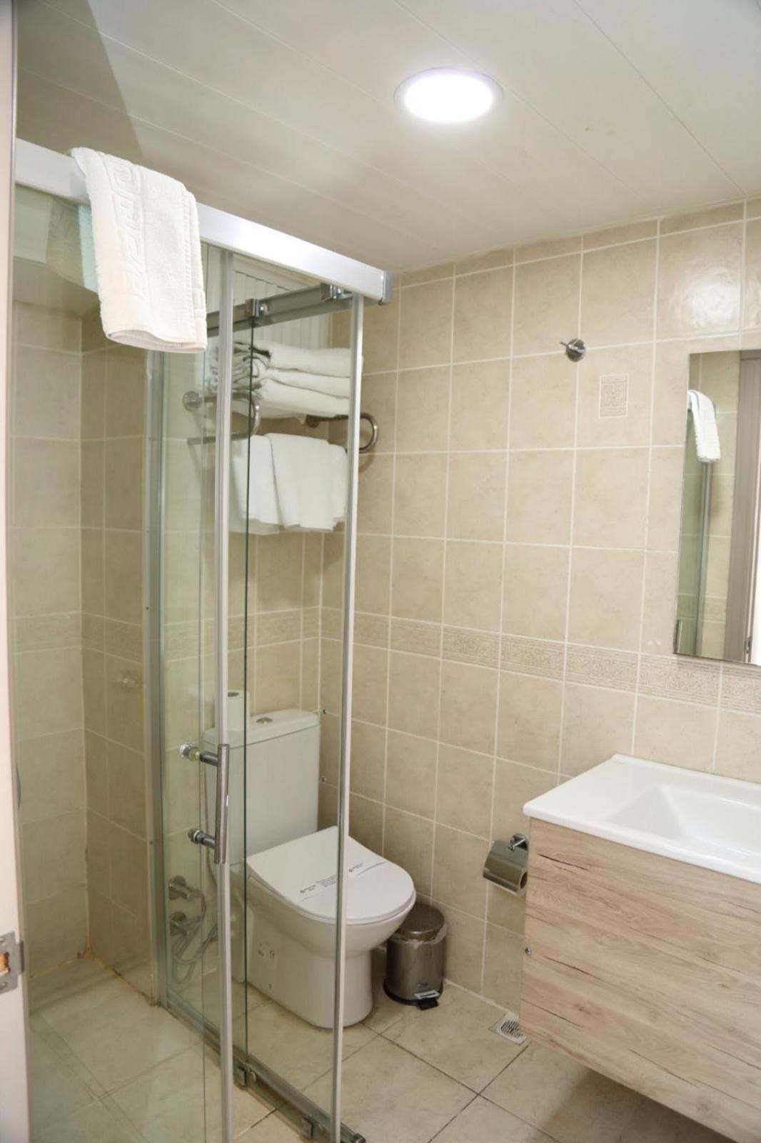 Grand Faik Hotel Cesme Bagian luar foto